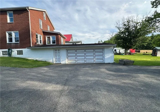 Photo 4 of Single family home for sale at 865 E Brady Rd, Cowansville, PA 16218 | MLS# 1757485 | Listing updated on 2026-09-30