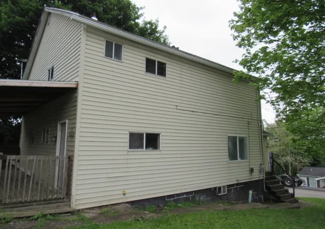 Photo 3 of Single family home for sale at 118 21st Street, New Derry, PA 15671 | MLS# 1757659 | Listing updated on 2026-08-19