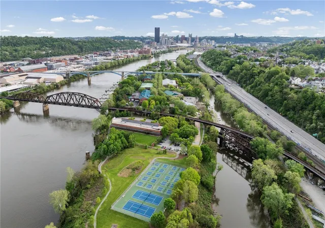 Photo 39 of Townhouse for sale at 20 Waterfront Dr, Pittsburgh, PA 15222 | MLS# 1754302 | Listing updated on 2026-08-12
