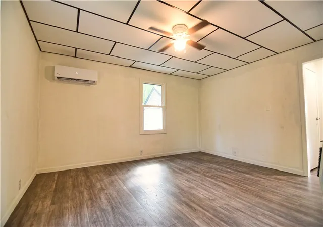Photo 3 of Single family home for sale at 1082 Old Petroleum Ctr Rd, Titusville, PA 16354 | MLS# 1758155 | Listing updated on 2026-08-22