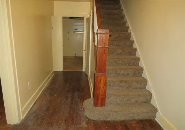 Photo 2 of Sale Pending at 423 Braddock Rd, Pittsburgh, PA 15221 | MLS# 1758210 | Listing updated on 2026-08-25