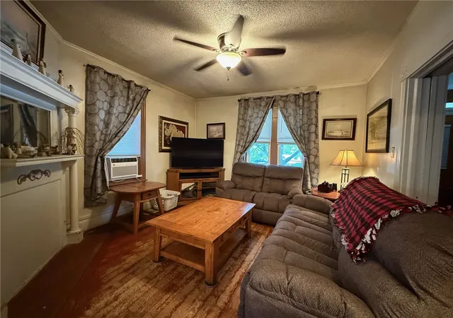 Photo 4 of Single family home for sale at 105 4th Avenue, City Of But Nw, PA 16001 | MLS# 1757732 | Listing updated on 2026-08-20