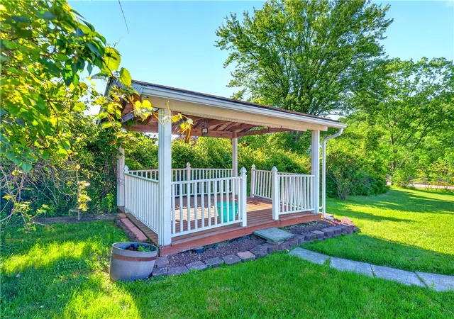 Photo 3 of Single family home for sale at 170 Crawford Ln, Rostraver Township, PA 15012 | MLS# 1758321 | Listing updated on 2026-08-26