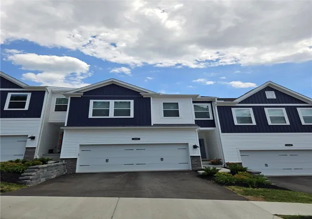 Photo 1 of Townhouse for sale at 206 Paddock Ln, Jackson Twp, PA 16037 | MLS# 1758526 | Listing updated on 2026-08-18
