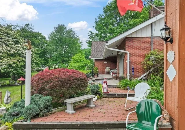 Photo 3 of Single family home for sale at 2102 Darlington Rd, Beaver Falls, PA 15010 | MLS# 1758328 | Listing updated on 2026-08-21