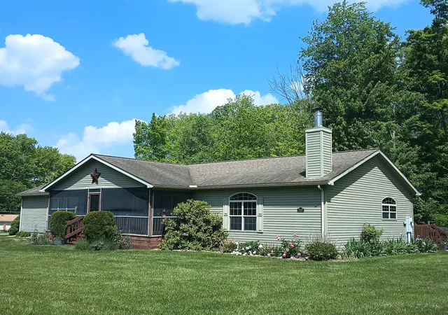 Photo 1 of Sale Pending at 2082 Quincy Ln, Linesville, PA 16424 | MLS# 1758668 | Listing updated on 2026-08-22