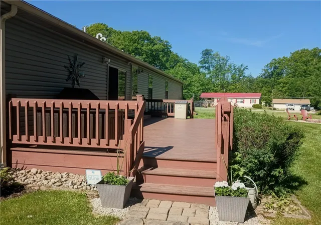 Photo 4 of Sale Pending at 2082 Quincy Ln, Linesville, PA 16424 | MLS# 1758668 | Listing updated on 2026-08-22