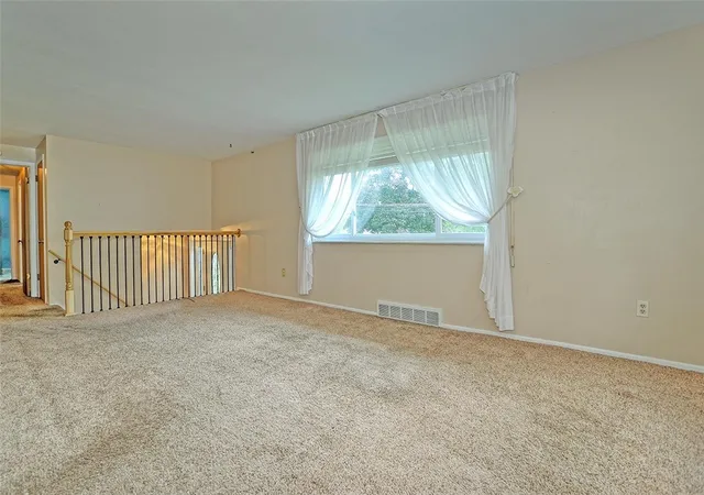 Photo 3 of Single family home for sale at 1617 Old Beulah Rd, Pittsburgh, PA 15235 | MLS# 1758768 | Listing updated on 2026-09-27