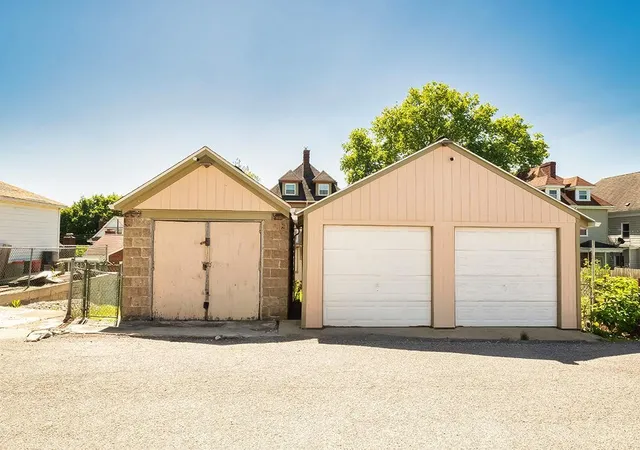Photo 31 of Single family home for sale at 148 Kendall Ave, Bellevue, PA 15202 | MLS# 1758805 | Listing updated on 2026-08-28
