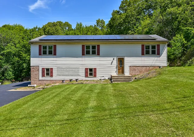 Photo 35 of Single family home for sale at 740 Broadway, Pine Twp, PA 15090 | MLS# 1758987 | Listing updated on 2026-08-21