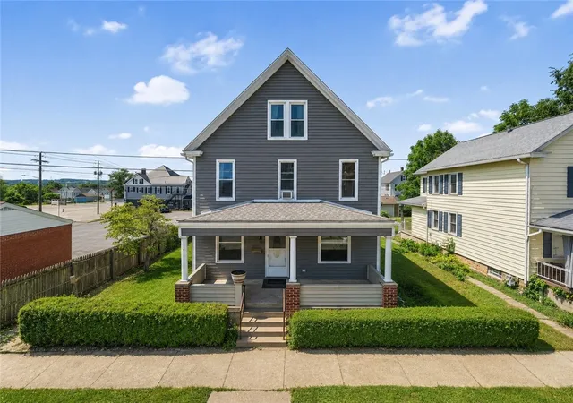 Photo 1 of Single family home for sale at 308 Pine St, Latrobe, PA 15650 | MLS# 1758980 | Listing updated on 2026-08-24