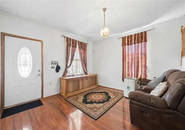 Photo 2 of Single family home for sale at 308 Pine St, Latrobe, PA 15650 | MLS# 1758980 | Listing updated on 2026-08-24