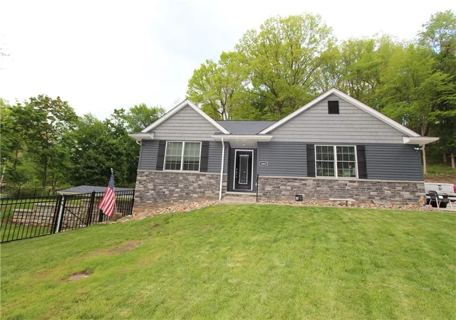 Photo 1 of Single family home for sale at 1003 Laurel Hl Dr, Homestead, PA 15120 | MLS# 1759012 | Listing updated on 2026-08-20