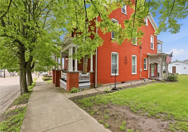 Photo 3 of Single family home for sale at 168 Ord St, Salisbury, PA 15558 | MLS# 1759130 | Listing updated on 2026-08-28