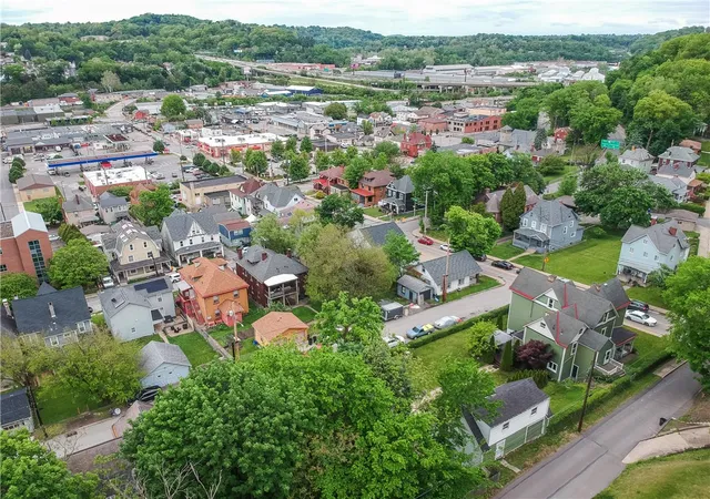 Photo 2 of Multi family home for sale at 517 Ridge Ave, Carnegie, PA 15106 | MLS# 1754448 | Listing updated on 2026-08-24