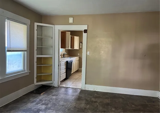 Photo 4 of Single family home for sale at 200 Smith Ave, Sharon, PA 16146 | MLS# 1759336 | Listing updated on 2026-08-19