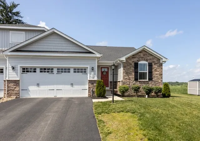 Photo 3 of Condo for sale at 106 Jessica Ct, Beaver Falls, PA 15010 | MLS# 1759518 | Listing updated on 2026-08-25