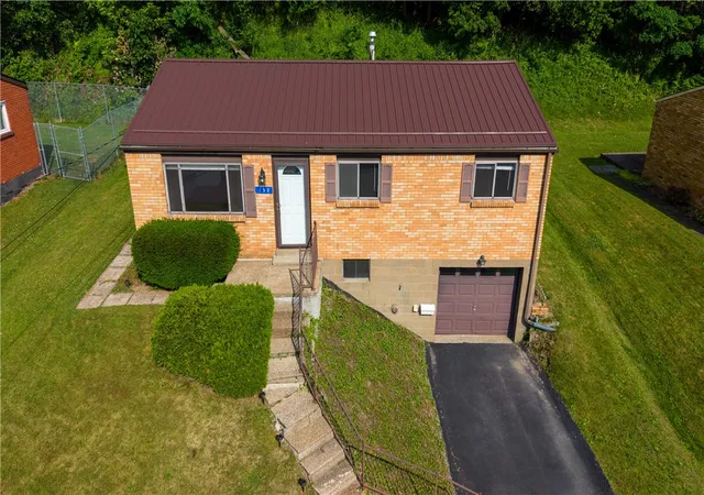 Photo 2 of Sale Pending at 152 Black Hills Rd, Pittsburgh, PA 15239 | MLS# 1759579 | Listing updated on 2026-08-21