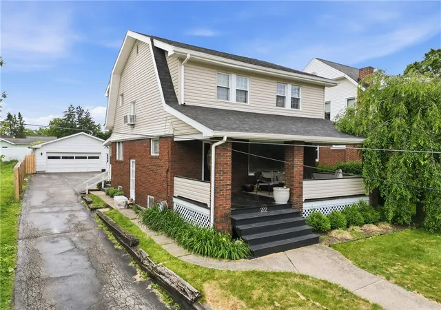 Photo 2 of Single family home for sale at 222 E Sheridan Ave, New Castle, PA 16105 | MLS# 1758607 | Listing updated on 2026-08-24