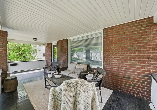Photo 4 of Single family home for sale at 222 E Sheridan Ave, New Castle, PA 16105 | MLS# 1758607 | Listing updated on 2026-08-24