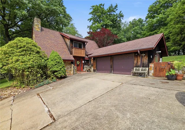 Photo 2 of Sale Pending at 717 Zubal Rd, Apollo, PA 15613 | MLS# 1759787 | Listing updated on 2026-08-24