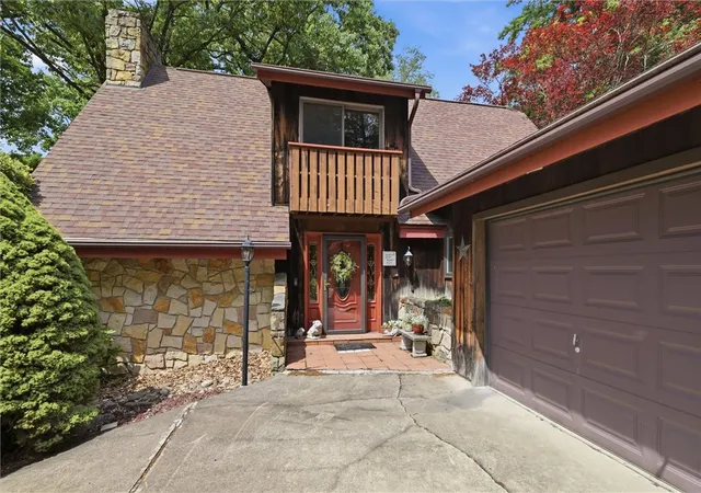 Photo 3 of Sale Pending at 717 Zubal Rd, Apollo, PA 15613 | MLS# 1759787 | Listing updated on 2026-08-24