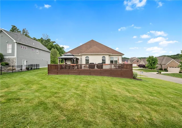 Photo 3 of Single family home for sale at 101 Quaker Ridge Ct, Ohioville, PA 15009 | MLS# 1759623 | Listing updated on 2026-08-12