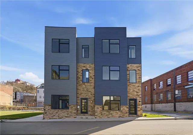 Photo 1 of Townhouse for sale at 902 Ahlers Way, East Allegheny, PA 15212 | MLS# 1757693 | Listing updated on 2026-08-21