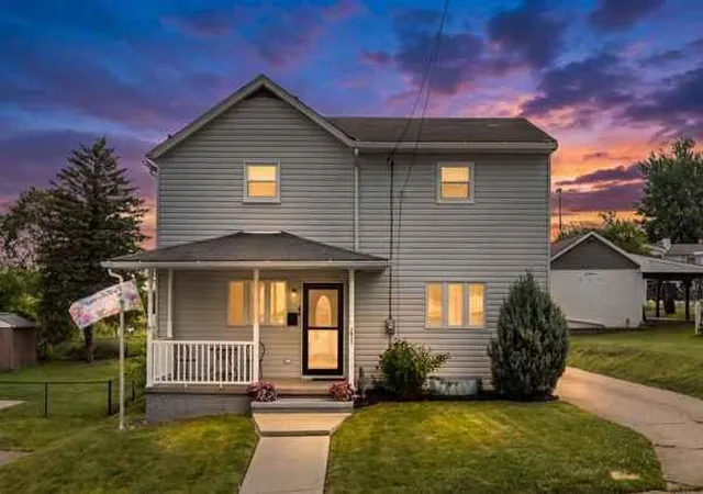 Photo 1 of Single family home for sale at 1017 Linden St, Monaca, PA 15061 | MLS# 1759833 | Listing updated on 2026-08-19