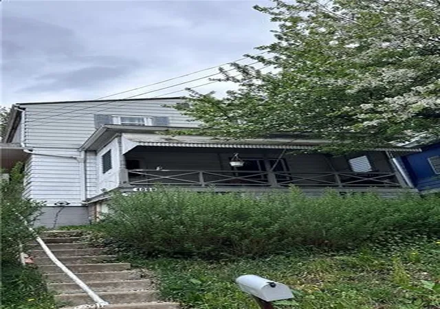 Photo 1 of Single family home for sale at 1068 Beaver Rd, Ambridge, PA 15003 | MLS# 1760042 | Listing updated on 2026-08-25