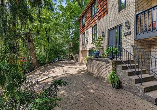 Photo 2 of Single family home for sale at 226 Seminole Dr, Pittsburgh, PA 15228 | MLS# 1760066 | Listing updated on 2026-08-29