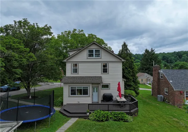 Photo 3 of Sale Pending at 1927 Kansas Ave, White Oak, PA 15131 | MLS# 1760351 | Listing updated on 2026-08-25