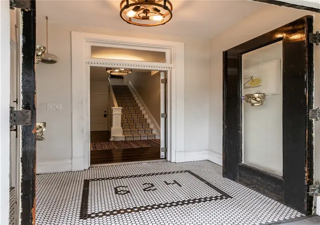 Photo 4 of House for sale at 624 E End Ave, Pittsburgh, PA 15221 | MLS# 1759967 | Listing updated on 2026-08-25