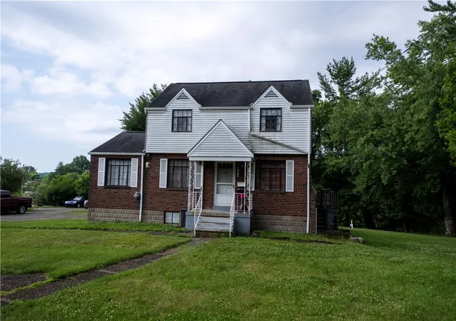 Photo 1 of Single family home for sale at 44 Forest Grv Rd, Robinson Twp, PA 15108 | MLS# 1760275 | Listing updated on 2026-08-19