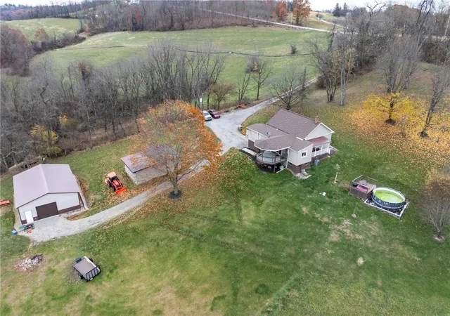 Photo 3 of Single family home for sale at 414 State Route 231, Claysville, PA 15323 | MLS# 1760557 | Listing updated on 2026-08-30