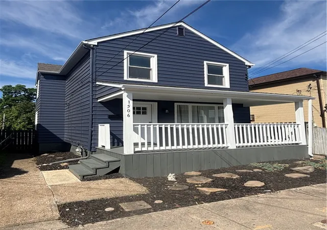 Photo 2 of Single family home for sale at 1506 Grant St, N Braddock, PA 15104 | MLS# 1760442 | Listing updated on 2026-08-26