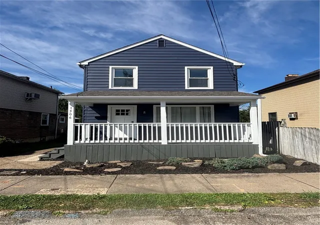 Photo 3 of Single family home for sale at 1506 Grant St, N Braddock, PA 15104 | MLS# 1760442 | Listing updated on 2026-08-26