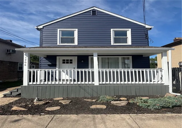 Photo 4 of Single family home for sale at 1506 Grant St, N Braddock, PA 15104 | MLS# 1760442 | Listing updated on 2026-08-26