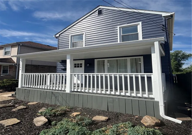 Photo 5 of Single family home for sale at 1506 Grant St, N Braddock, PA 15104 | MLS# 1760442 | Listing updated on 2026-08-26