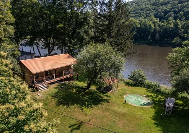 Single family home for sale at 470 Truitt Rd, Kennerdell, PA 16374 | MLS# 1760414