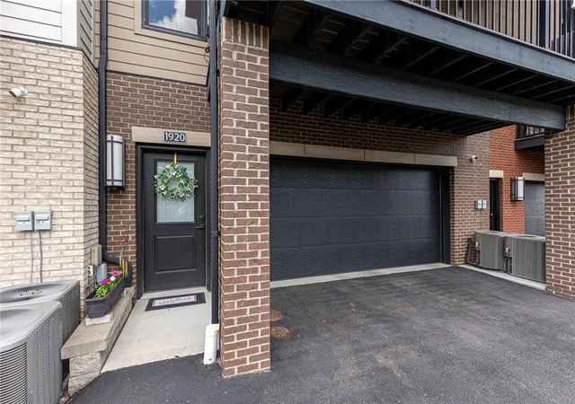 Photo 41 of Townhouse for sale at 1920 Waterfront Pl, Pittsburgh, PA 15222 | MLS# 1760176 | Listing updated on 2026-08-17