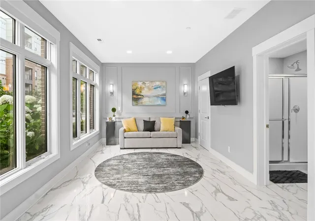 Photo 5 of Townhouse for sale at 1920 Waterfront Pl, Pittsburgh, PA 15222 | MLS# 1760176 | Listing updated on 2026-08-17