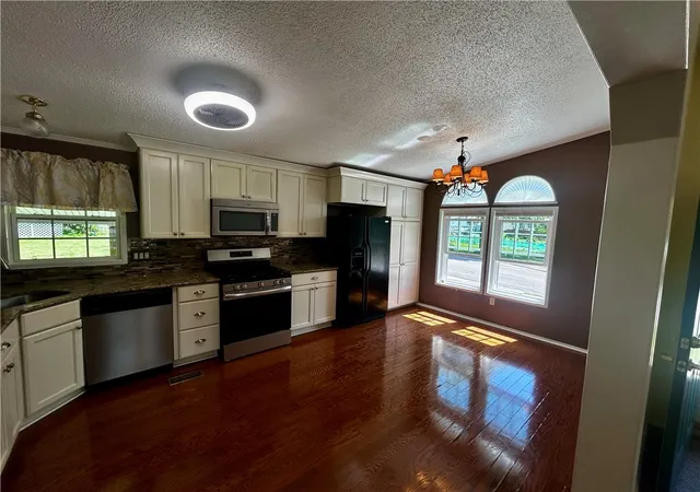 Photo 3 of Manufactured home for sale at 806 Center St, Boswell, PA 15531 | MLS# 1760461 | Listing updated on 2026-08-23