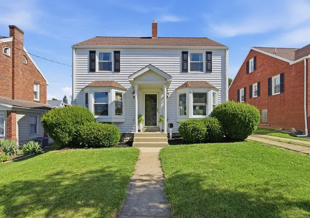 Photo 1 of Sale Pending at 37 Colonial Hts, Washington, PA 15301 | MLS# 1760334 | Listing updated on 2026-08-22
