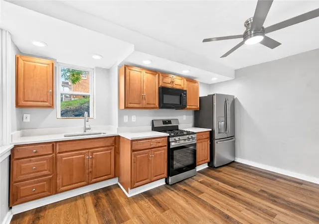 Photo 3 of Single family home for sale at 6 Gensler Rd, Pittsburgh, PA 15236 | MLS# 1760341 | Listing updated on 2026-08-19