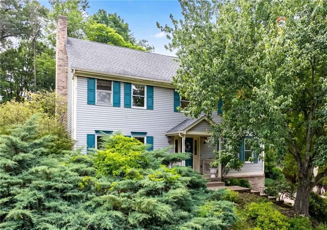 Photo 2 of Single family home for sale at 2414 Wedgewood Dr, Wexford, PA 15090 | MLS# 1760407 | Listing updated on 2026-08-23