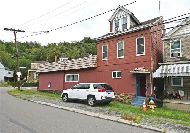 Photo 3 of House for sale at 1100 Grand Ave, Pittsburgh, PA 15212 | MLS# 1760769 | Listing updated on 2026-08-11