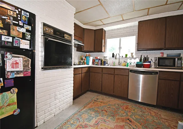 Photo 4 of House for sale at 1100 Grand Ave, Pittsburgh, PA 15212 | MLS# 1760769 | Listing updated on 2026-08-11