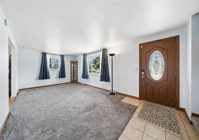 Photo 2 of Single family home for sale at 711 Jane St, Plum Boro, PA 15239 | MLS# 1760877 | Listing updated on 2026-08-29