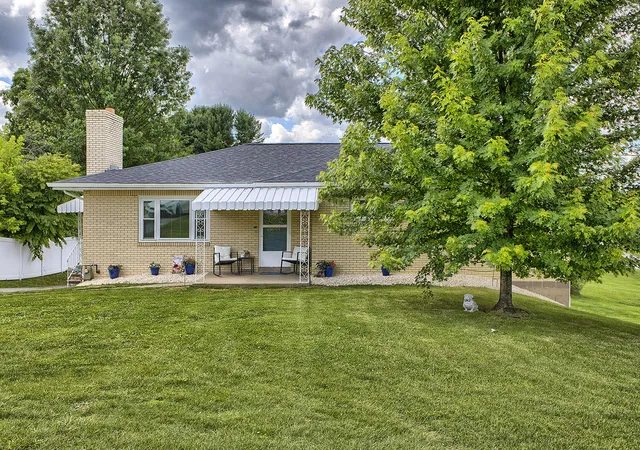 Photo 1 of Single family home for sale at 4373 State Rte 136, Greensburg, PA 15601 | MLS# 1760978 | Listing updated on 2026-08-27